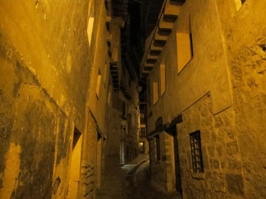 Los Palacios Albarracín Esterno foto